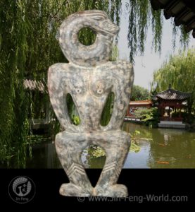he-shen-gott-der-harmonie-01